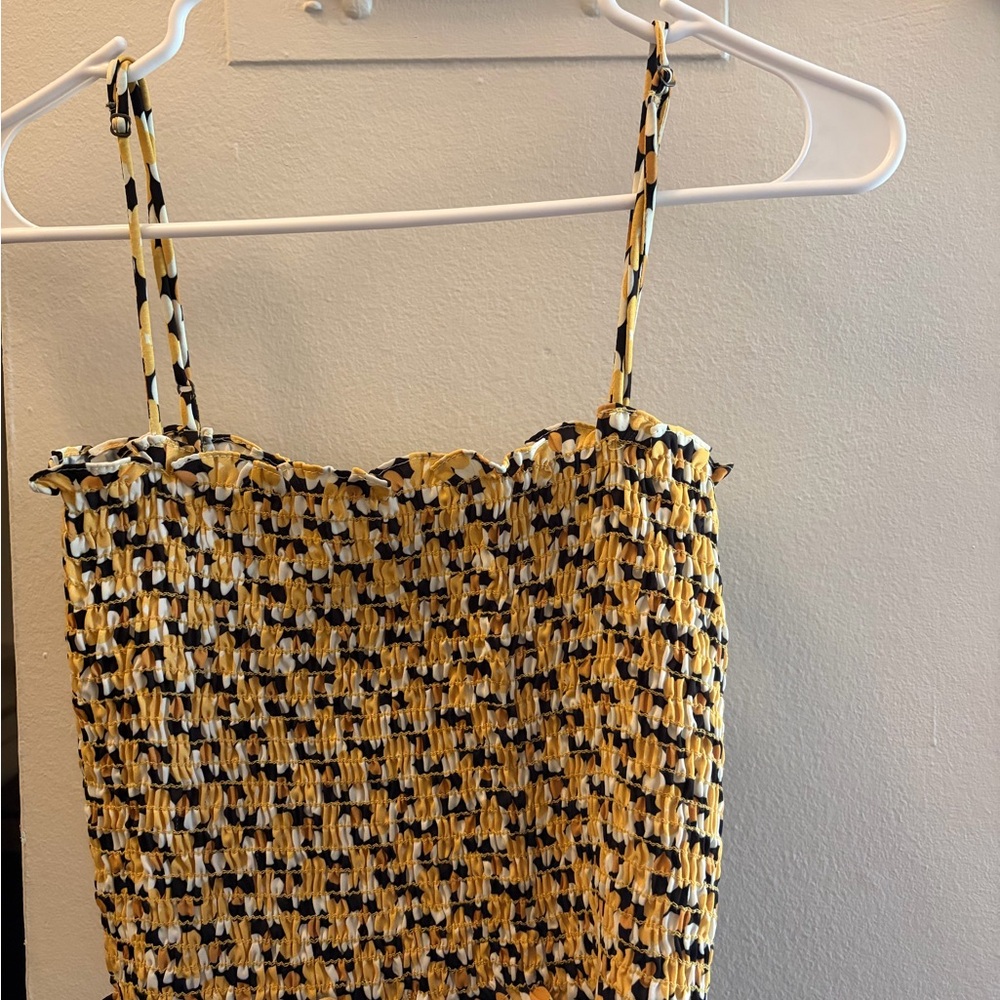RESA Tank Top - Picture 2 of 3